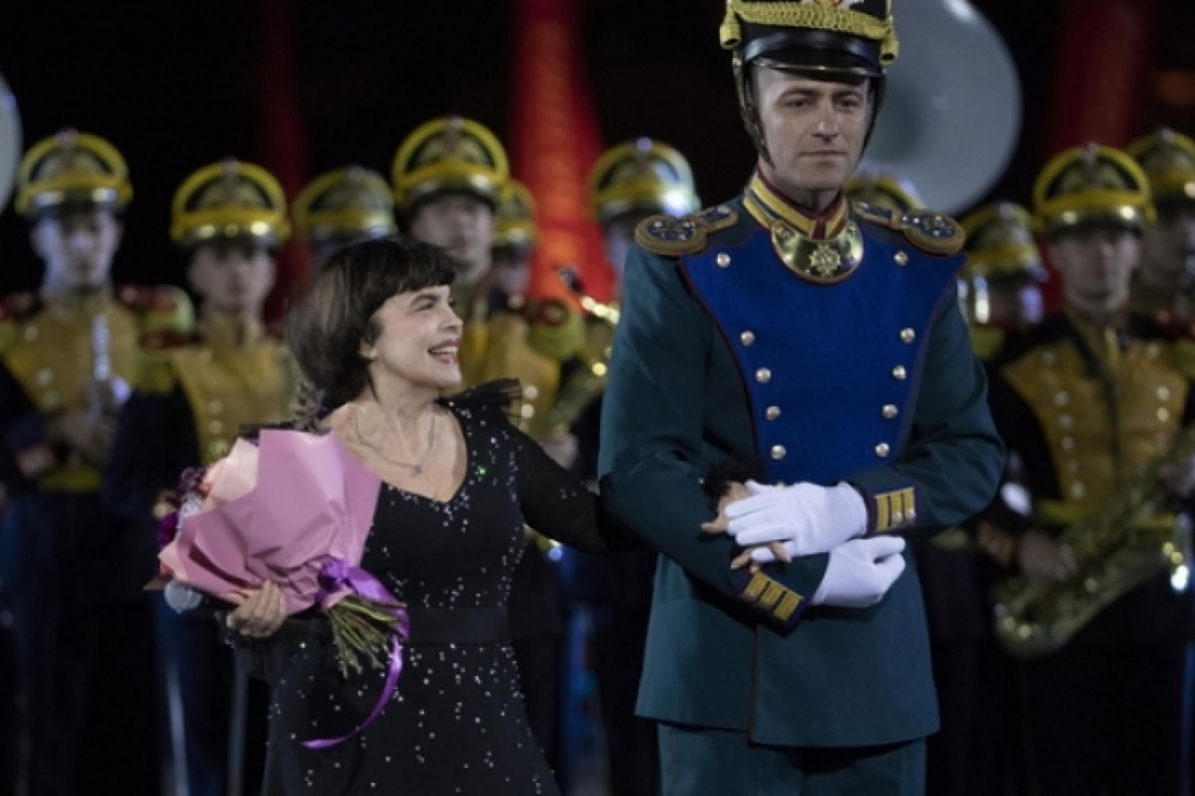 Мирей Матье призналась в любви к российскому народу | Персона | Культура