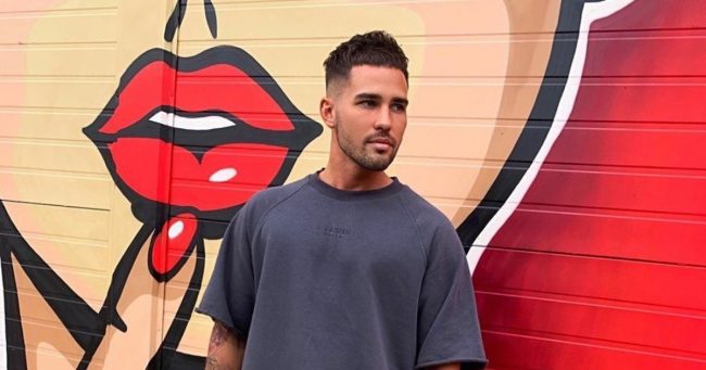 «Рот сшит железками»: звезду «ДОМа-2» Захара Саленко изувечили в клубе