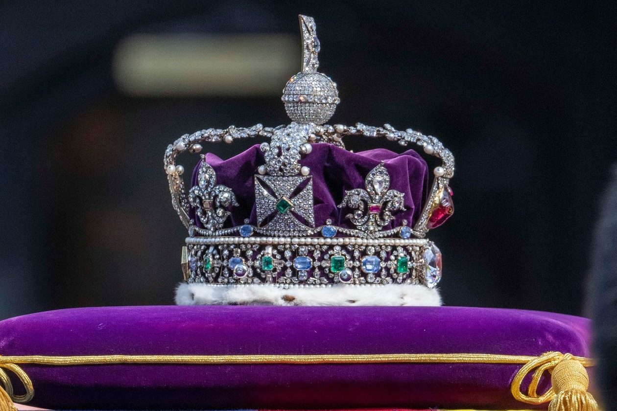 Похороны Елизаветы II 19 сентября: расписание прощания с королевой. К гробу стоят 30 часов в очереди