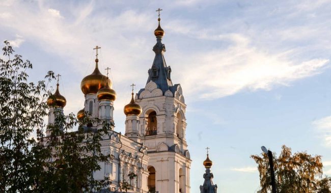 Воздвижение Креста Господня 27 сентября 2022 года – православный праздник сегодня, церковный праздник, история, именины, что можно и что нельзя делать :: Общество :: Дни.ру