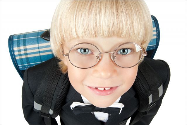 Надо ли детям с близорукостью сидеть за первой партой? | Здоровье ребенка | Здоровье