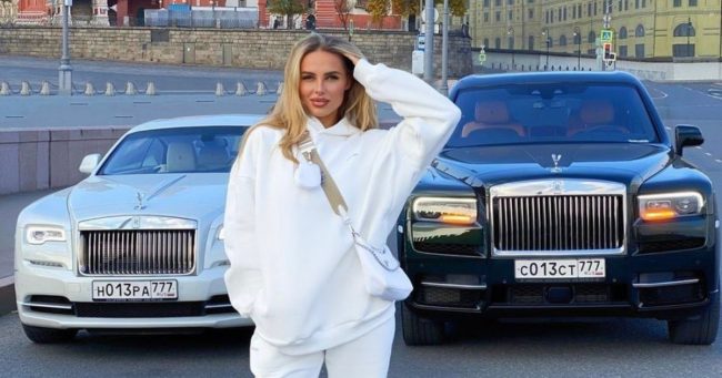 Ханна рассказала, как протекает беременность, а невеста Андреасяна отмечает день рождения