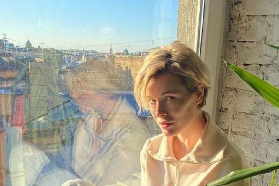 «Закричала и бросила кресло»: звезда «Триггера» Маслова о домогательствах режиссера