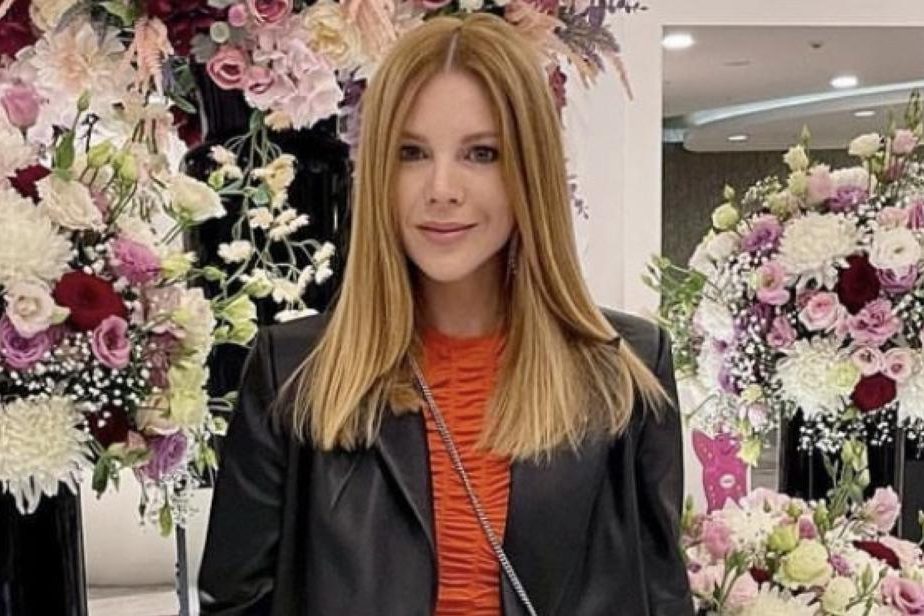 «Муж не бьет»: Подольская оправдалась за жуткие синяки на ногах — Звезды