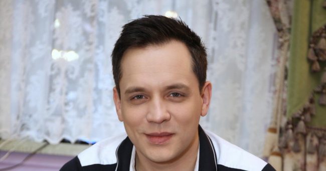Александр Асташенок: «Занимал деньги у всей «Фабрики звезд», чтобы купить кольцо любимой»