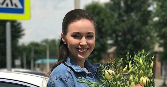«Хочет как у Бузовой, но не получается»: Костенко во всем копирует бывшую жену Тарасова
