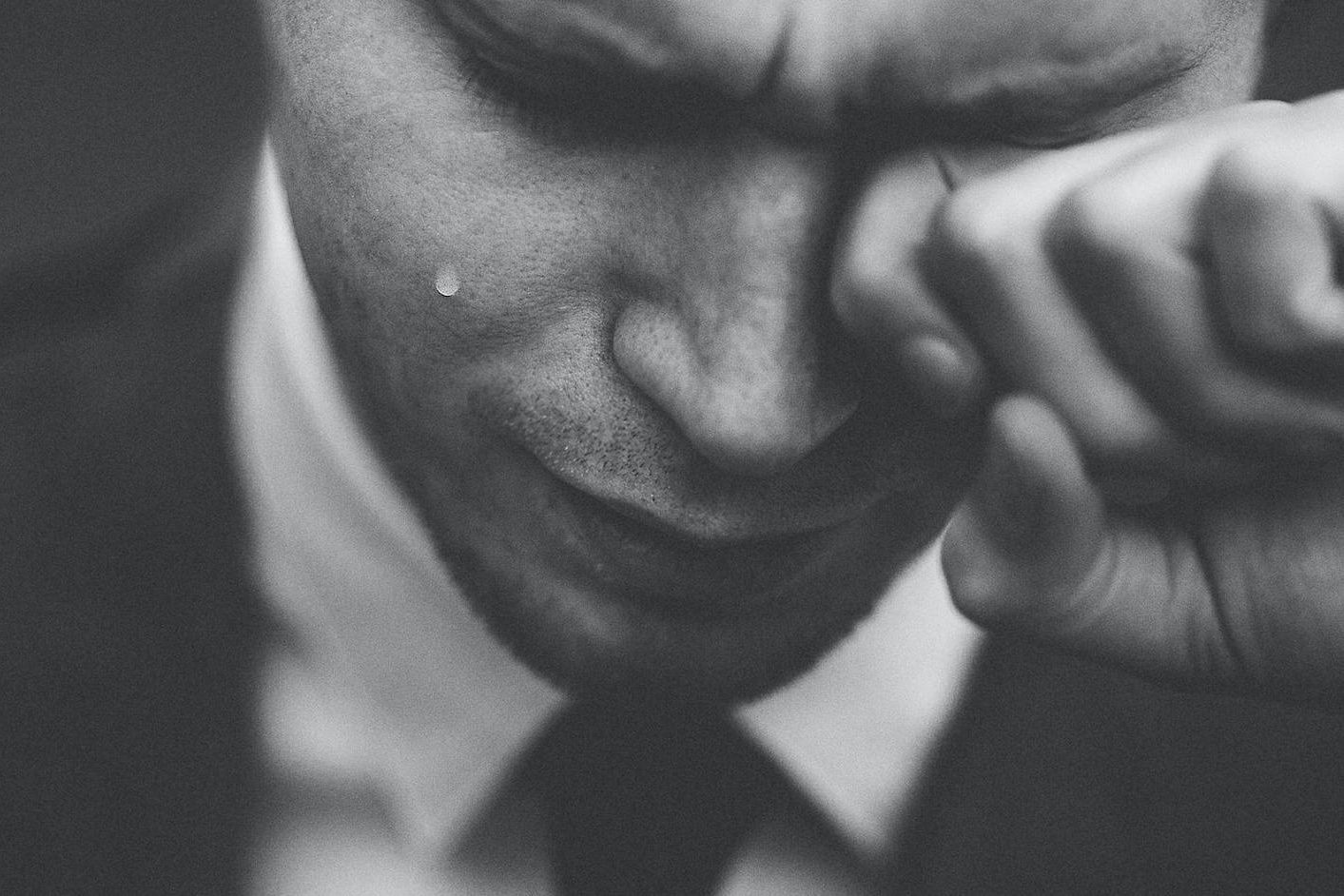 Как научиться плакать по команде — Звезды