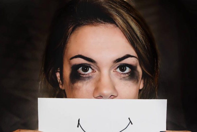 Как понять, что вы находитесь в созависимых отношениях — Психология