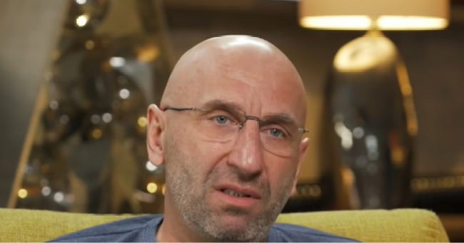 Сатья Дас об интервью у Собчак: «Ситуация патовая. Не мог встать и сказать: «Что, коза, края не видишь?»
