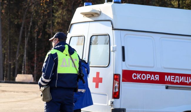 В Хабаровском крае перевернулся автобус с вахтовиками :: Авто :: Дни.ру