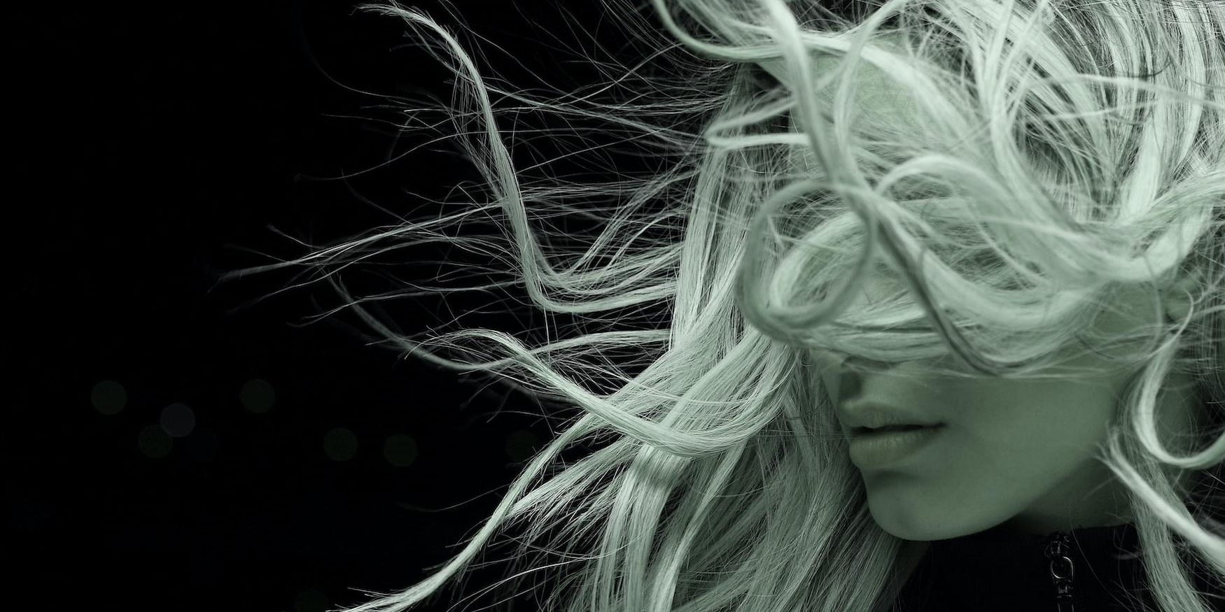 Увлажняем, питаем, восстанавливаем: правила ухода за волосами зимой — Красота