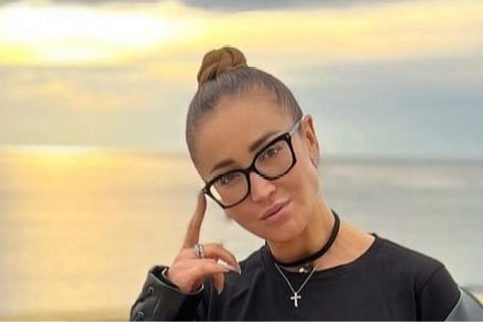 Соседов наехал на Бузову: «Я не хочу с ней работать, Оля пиарит только своих — за бабки»