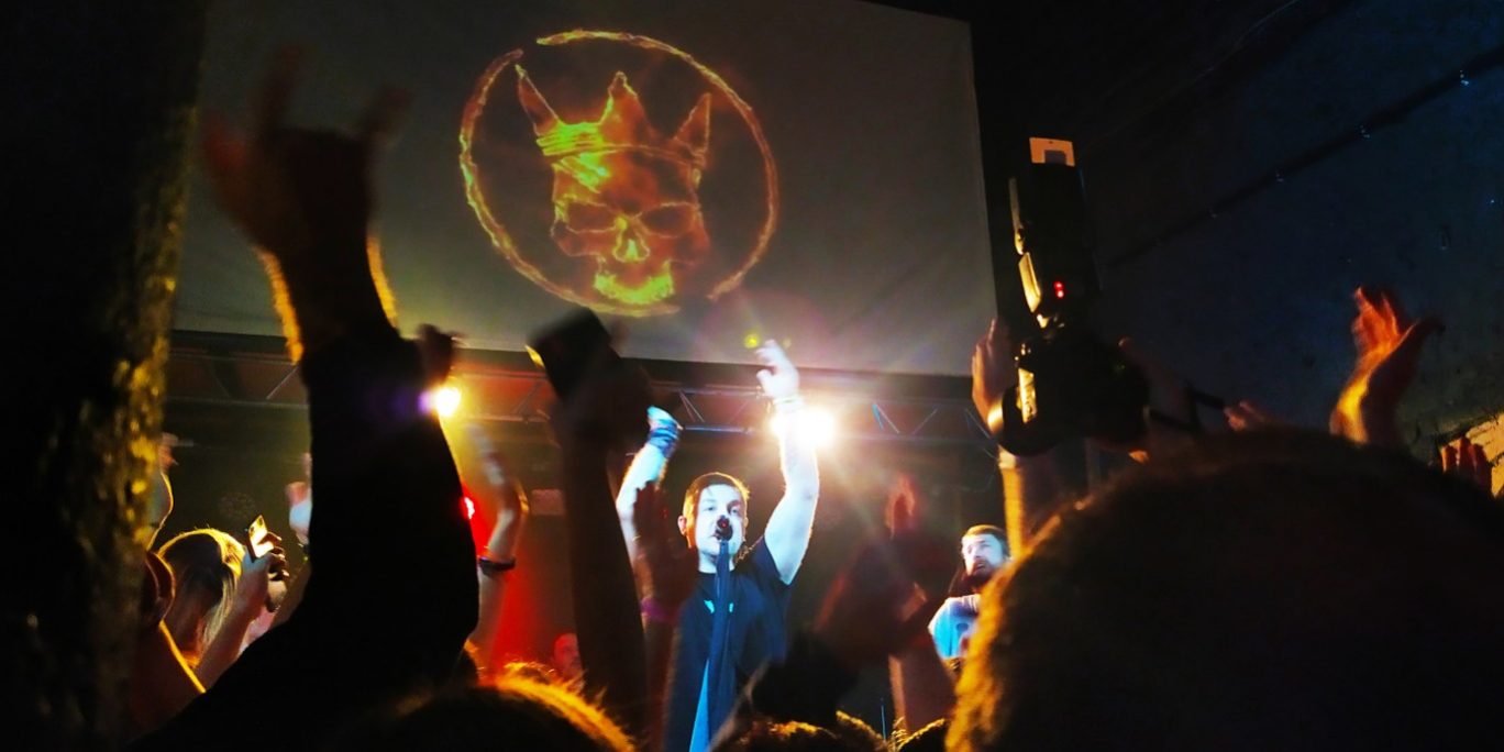 песни как лекарство от вселенской боли России, концерт, фото, видео, 2023 :: Шоу-бизнес :: Дни.ру