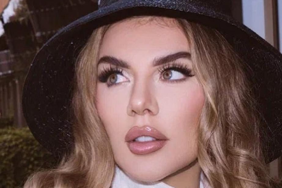 «Задыхалась, плакала и ела»: Седокова заговорила о своем психическом расстройстве — Звезды