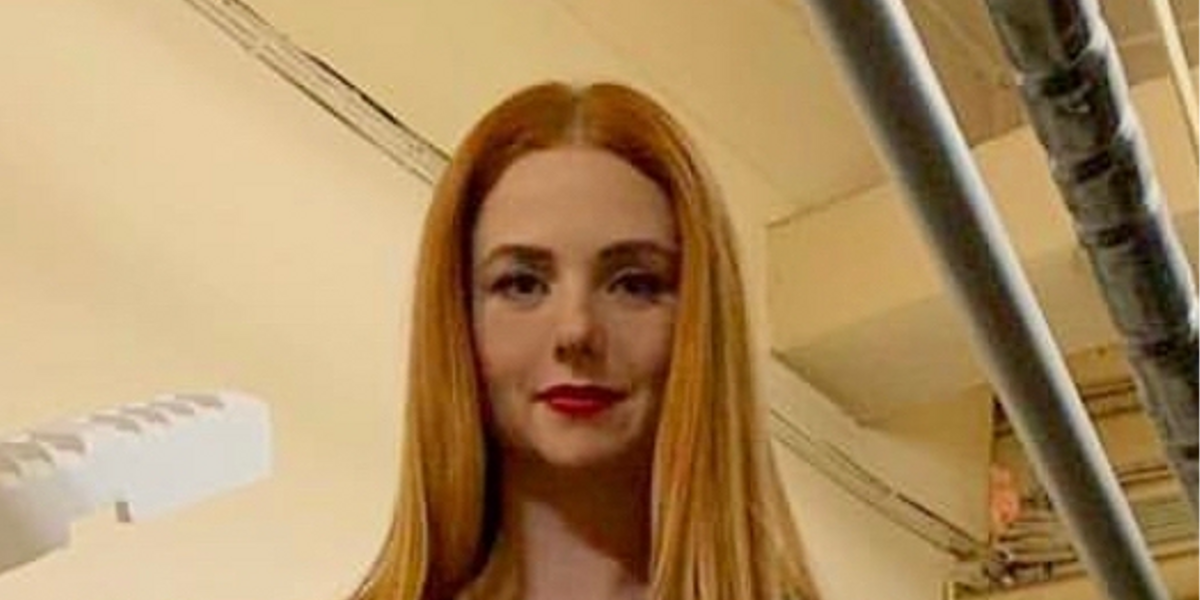 Плачет и требует ночью шаурму: чем беременная Лена Катина удивляет мужа