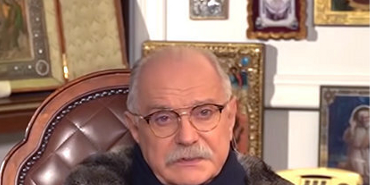 Подозрение на пневмонию, молитвы патриарха и врачи, спасшие МакSим: что известно о состоянии Никиты Михалкова