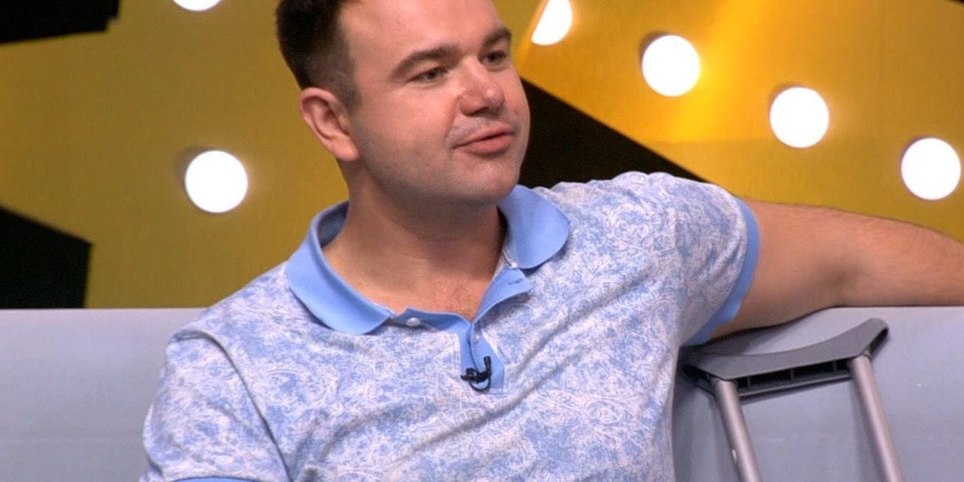 Полежайкин набросился на сбежавшую жену – Михаил Казаков, подробности, последние