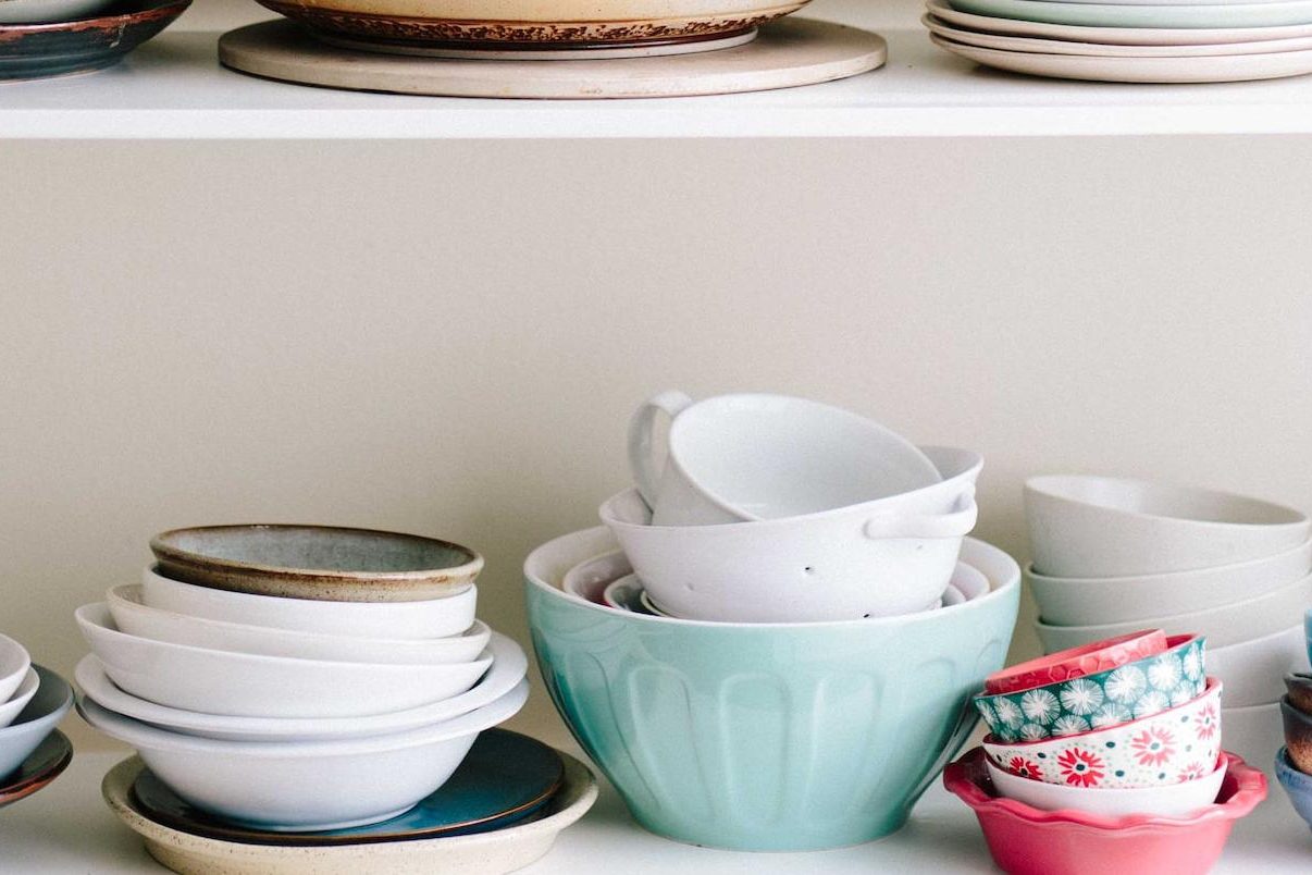 3 лайфхака для мытья посуды, если вам надоело стоять у