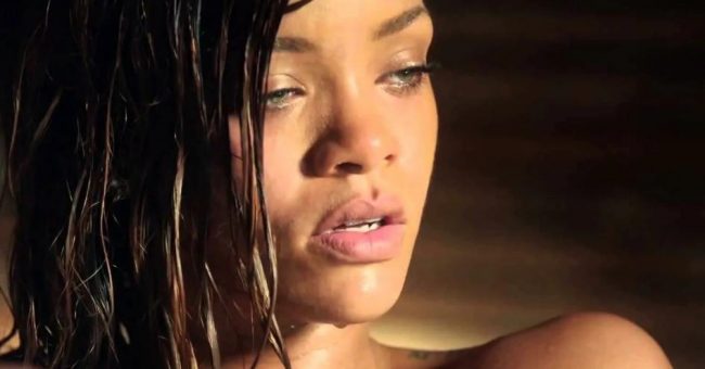 Избиение, неудачные романы и свадьба с лучшим другом: как Рианна