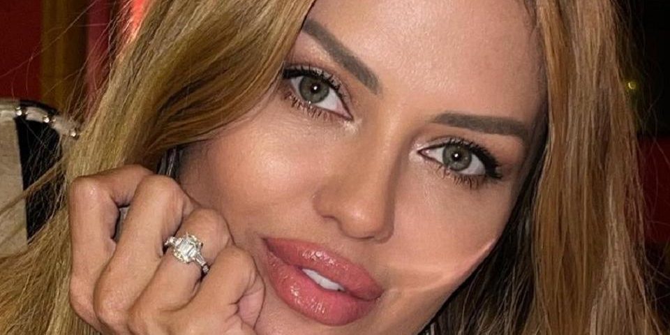 Боня обвинила мужа Нюши в развале ее артистической карьеры —