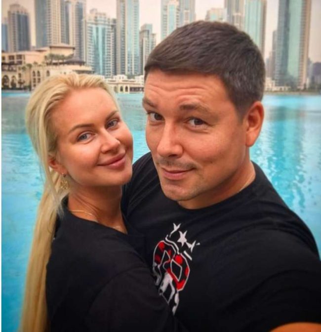 Чуев посмеялся над Африкантовой: «Злорадствую, потому что до сих пор