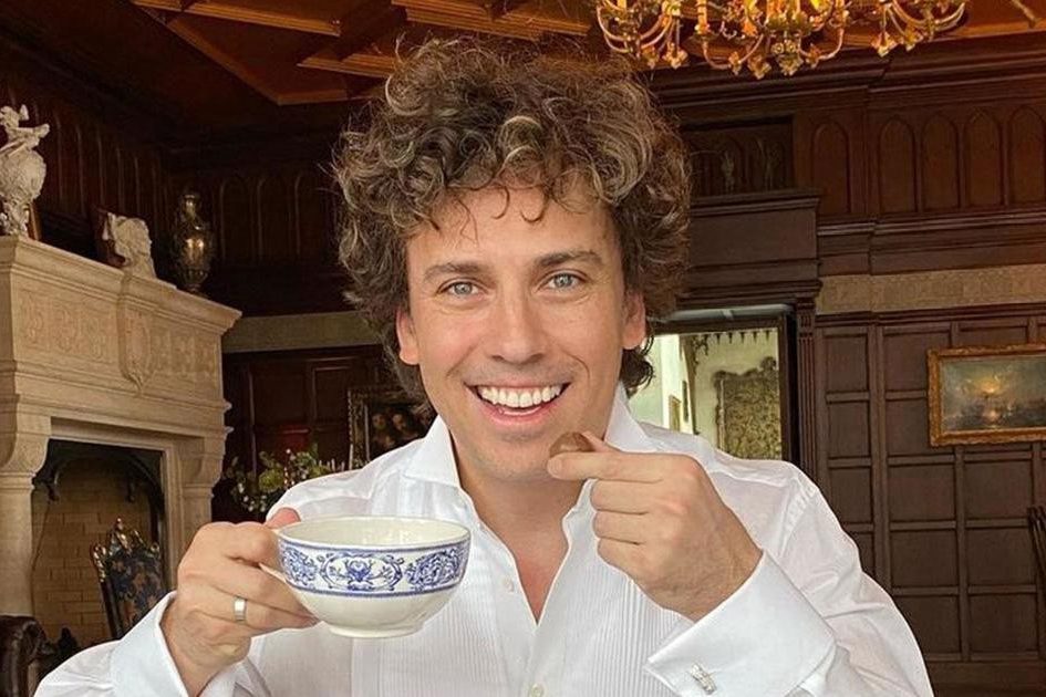 Шахназаров о зрителях Галкина*: «Кто эти смеющиеся идиотки? Их накуривают