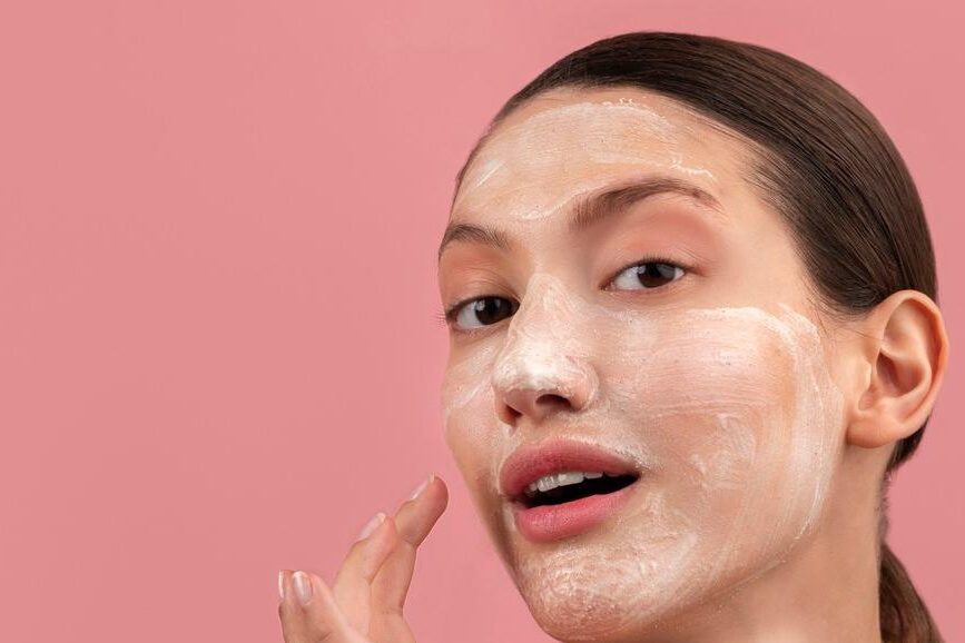 Как правильно смывать SPF-средства