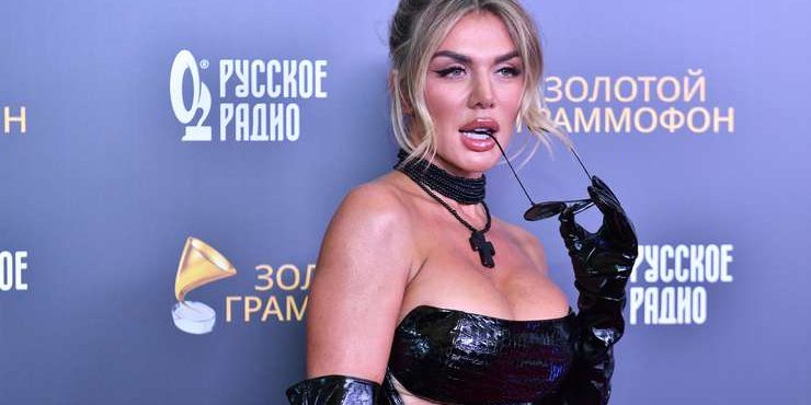 Анна Седокова вышла на связь после экстренной госпитализации