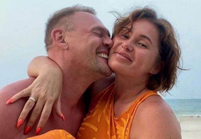 Жена Степана Меньщикова рассказала о расставании с ним