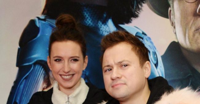 Звезда сериала «СашаТаня» Андрей Гайдулян тайно разошелся с женой