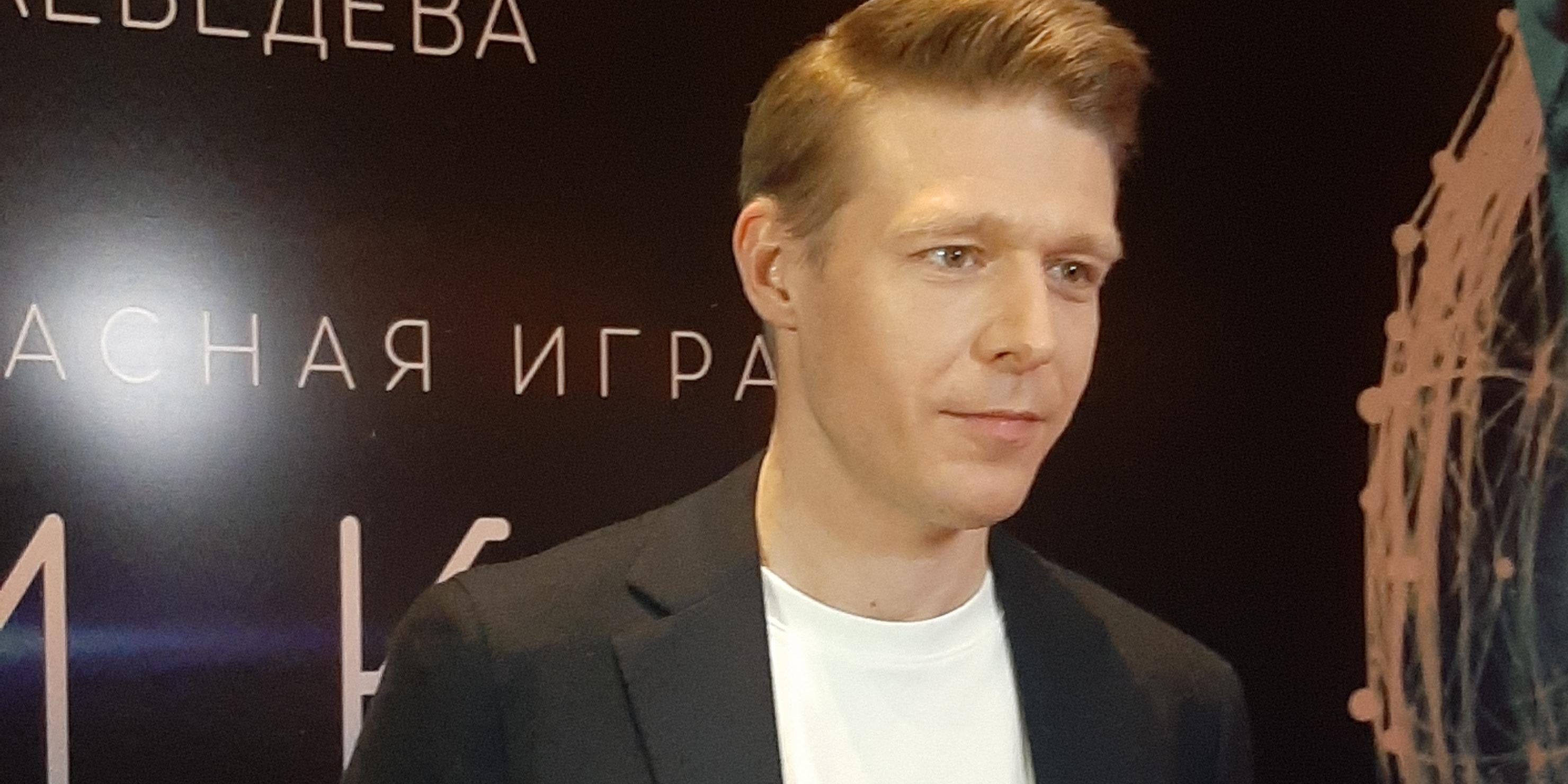 Ефремова атаковали фанатки, Кудрявцева разбила бутылку о голову Кати Гордон