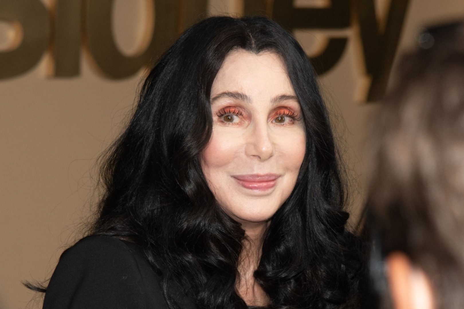 Певица Шер сообщила, что завершит карьеру после выпуска нового альбома