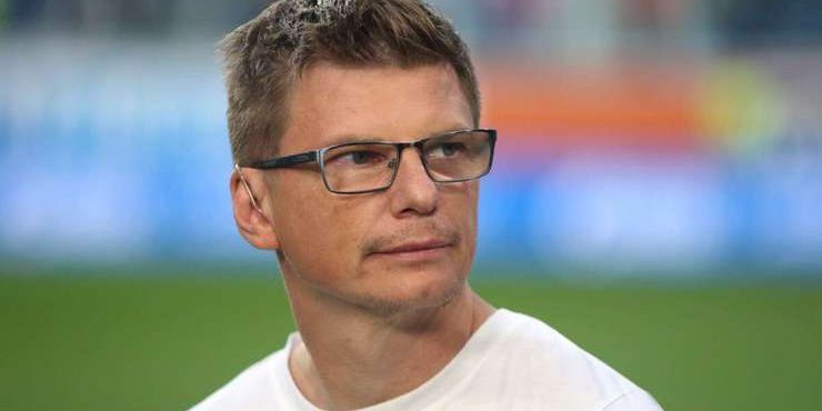 Новая избранница Аршавина показала редкое семейное фото