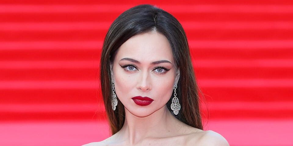 Настасья Самбурская рассекретила имя своего будущего сына