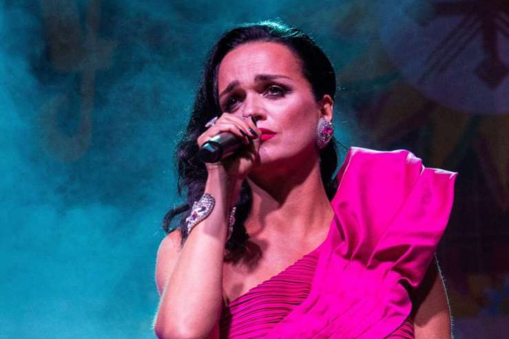 Слава — о звании заслуженной артистки