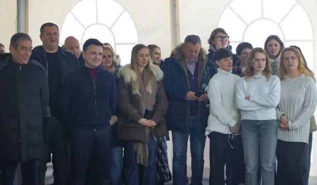 Губернатор Подмосковья поздравил студентов с праздником :: Общество :: Дни.ру