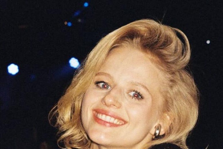 Саша Бортич показала кадр с загадочным незнакомцем