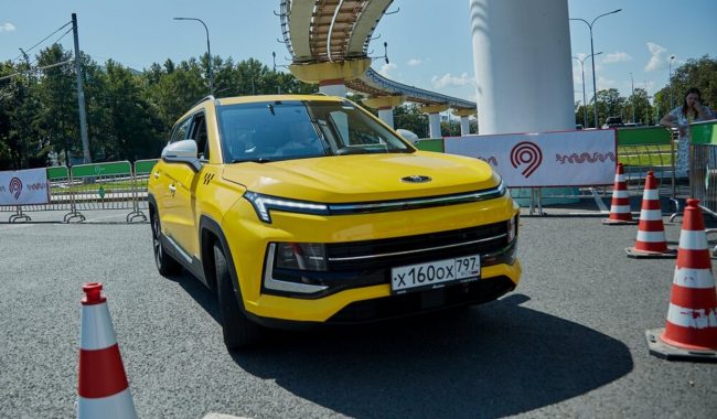В Москве становится все больше аттестованных водителей такси :: Общество