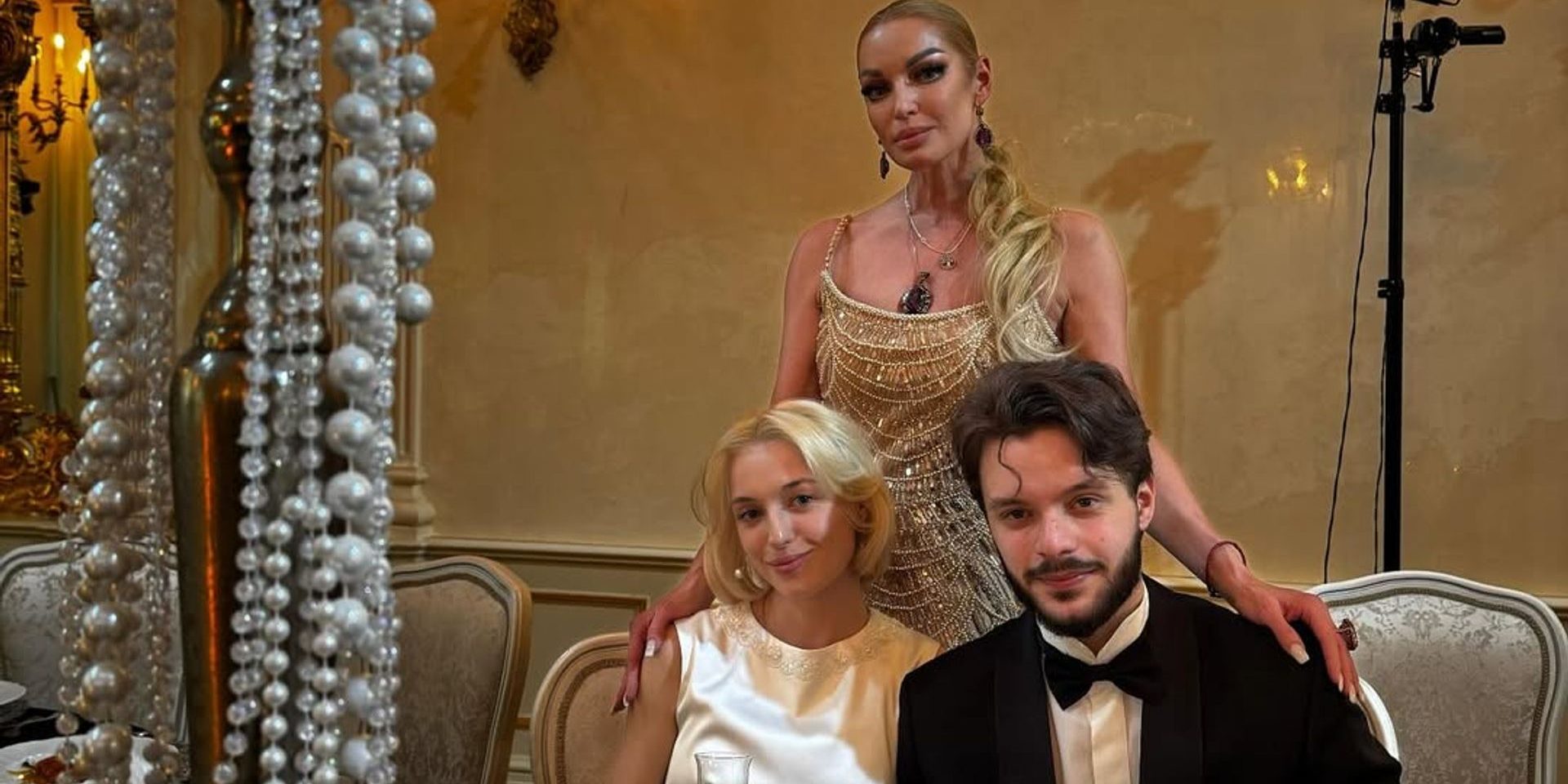 Никаких поцелуев: Как проходила свадьба дочери Анастасии Волочковой | Звезды,