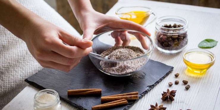 Какие домашние средства можно использовать для ухода