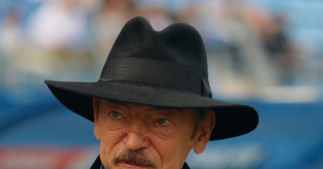 Михаилу Боярскому запретили выходить на сцену из-за пошатнувшегося здоровья