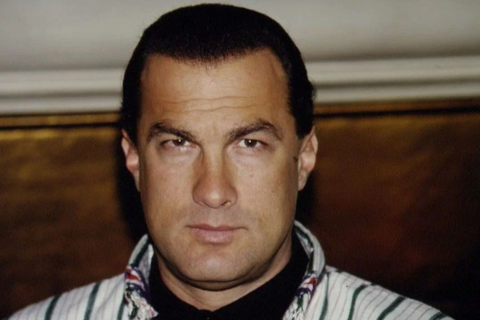 Голливудский актер Стивен Сигал посетил парад Победы в Москве |