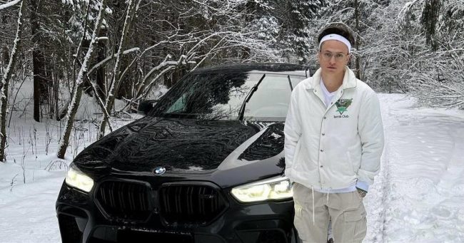 Блогер Слава Бустер задолжал налоговой 4,5 миллионов