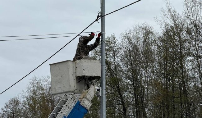 В Подмосковье 230 бригад ремонтируют ЛЭП после снегопада, сопоставимого с