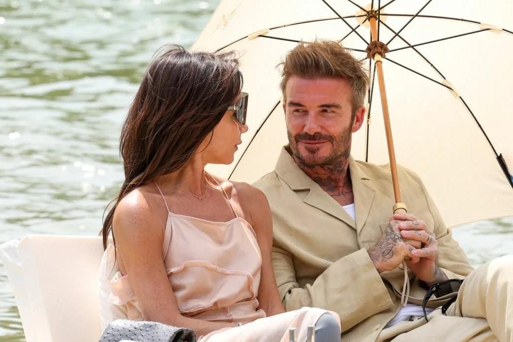 Дэвид и Виктория Бекхэмы отметили 26-ю годовщину свадьбы трогательными фото