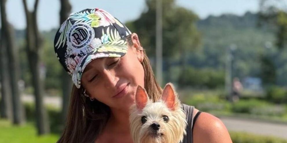 Бузова сообщила о тяжелом состоянии любимой собаки