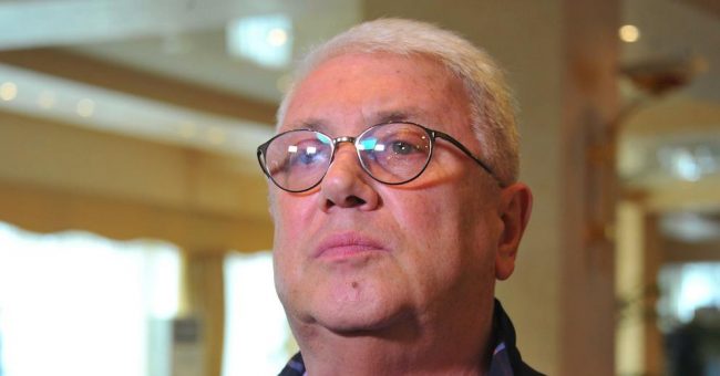 Владимир Винокур публично почтил память своей матери