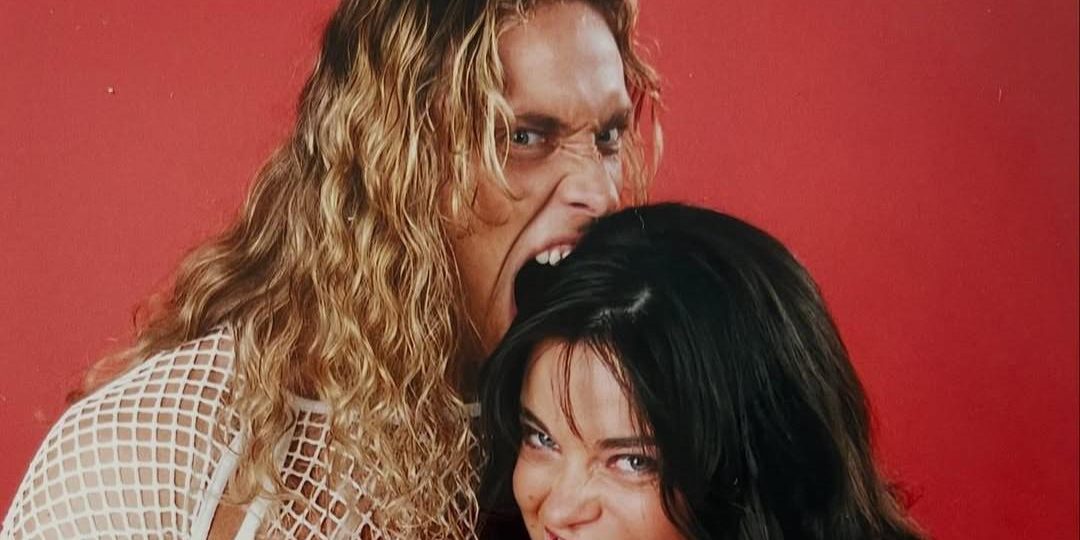 Королева поделилась семейными фото в честь важного события