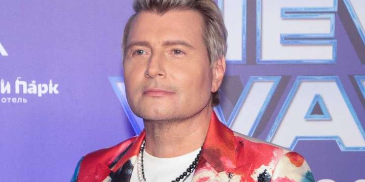 съездивший в Китай Басков столкнулся с неприятностями