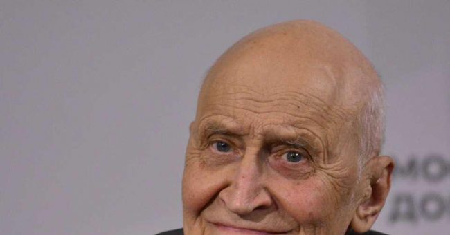 Прикованный к постели Николай Дроздов остался без поддержки дочерей